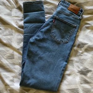 Levi 721 High Rise Skinny